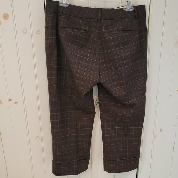 Tahari Plaid Dress Capris - Picture 2 of 5